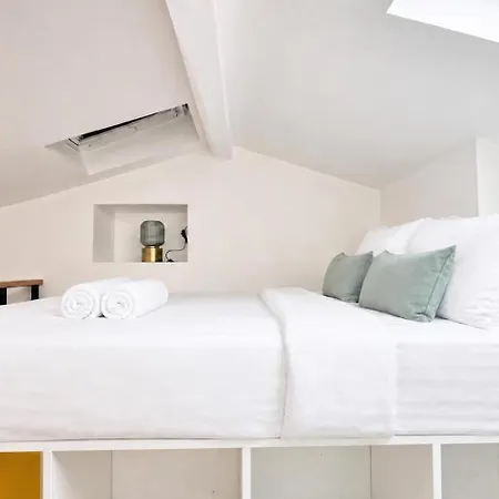 Latin Quarter Charming Mezzanine With Netflix Paris